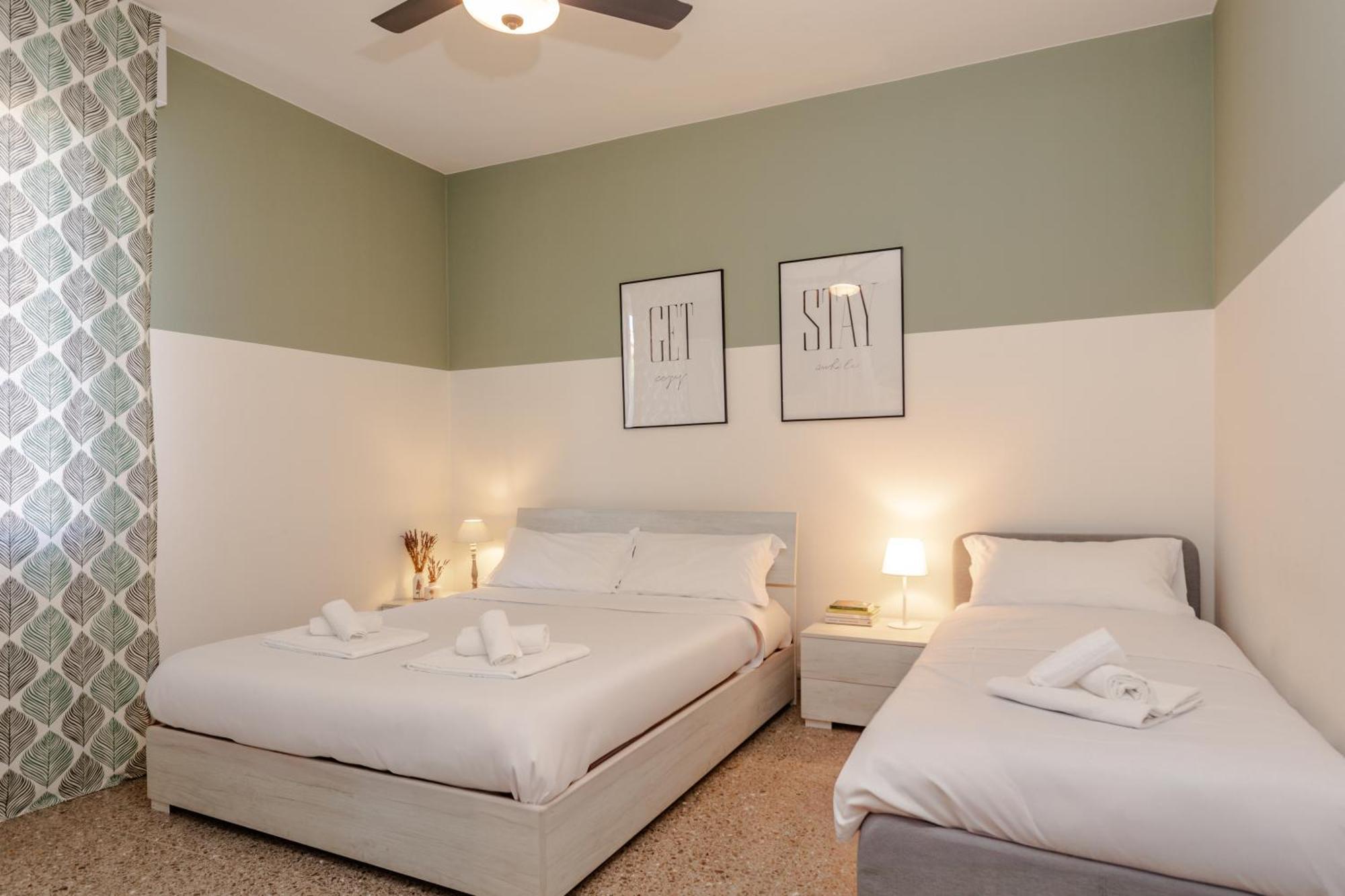 Family 3 Apartment Bologna Ngoại thất bức ảnh