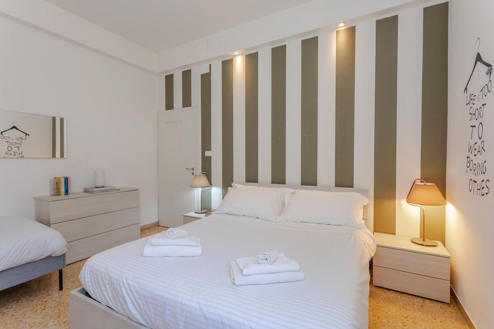 Family 3 Apartment Bologna Ngoại thất bức ảnh