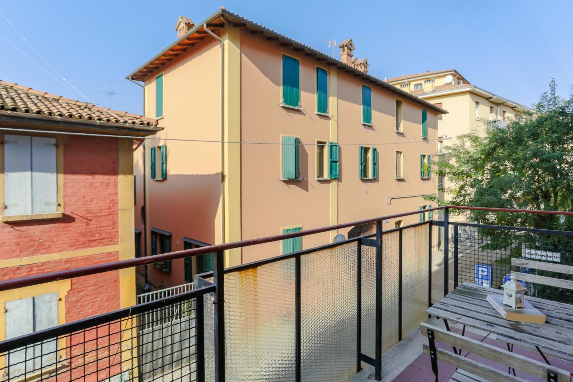 Family 3 Apartment Bologna Ngoại thất bức ảnh