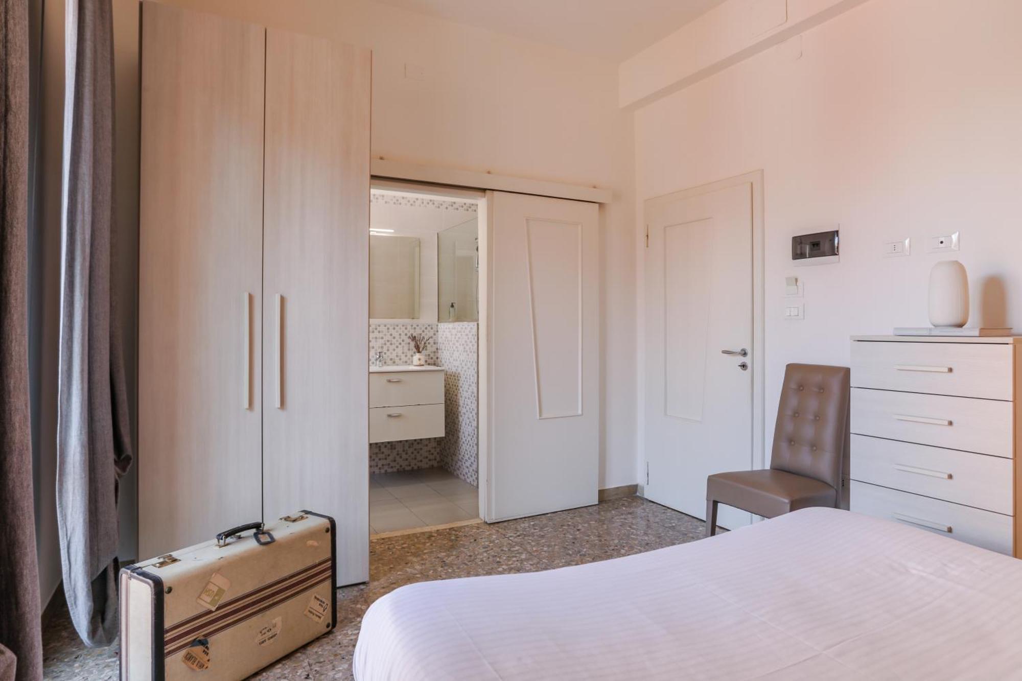 Family 3 Apartment Bologna Ngoại thất bức ảnh